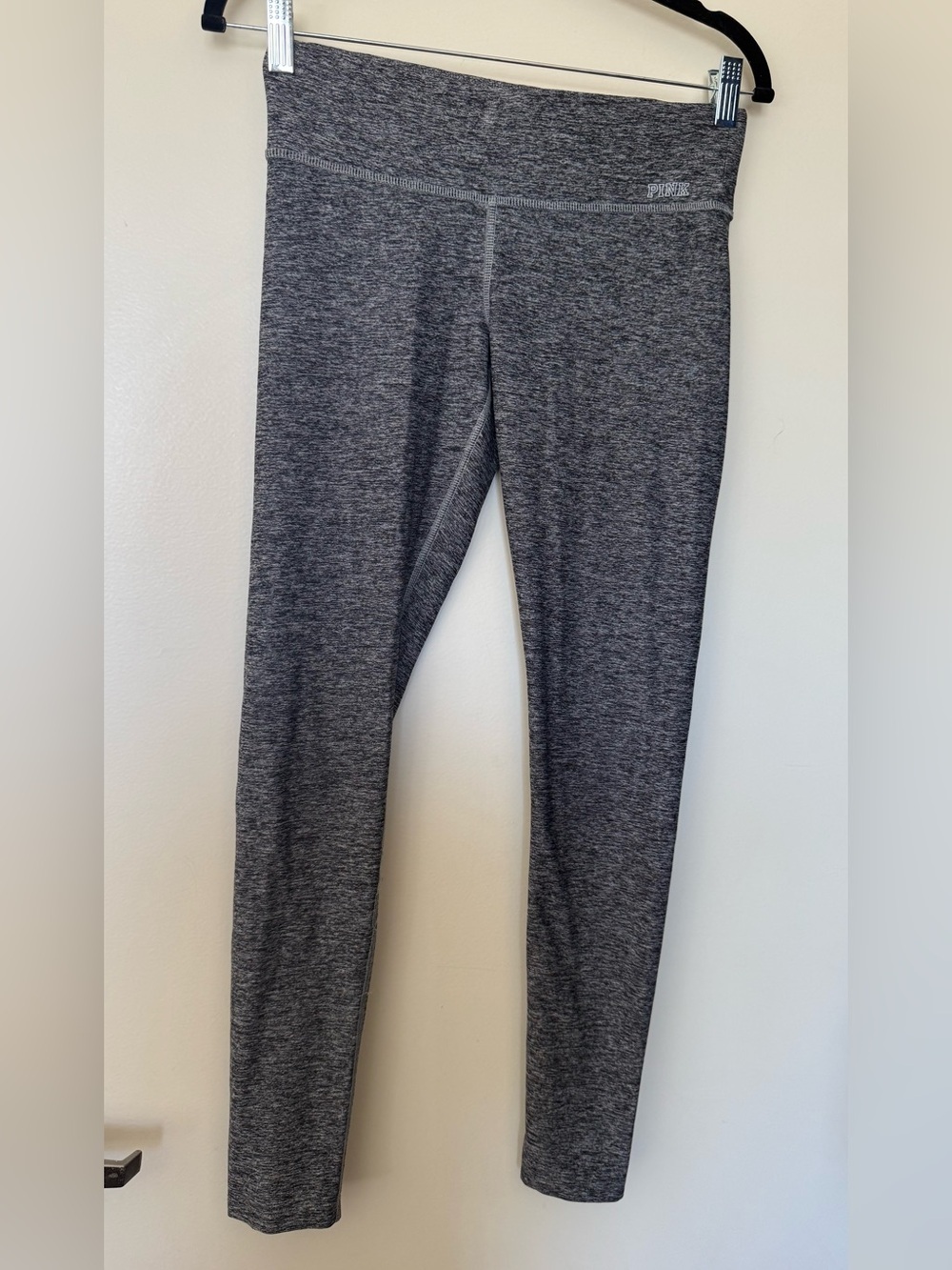 PINK Victoria's Secret Gray Marled Leggings in Size XS